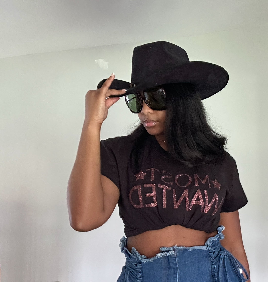 Most Wanted Fitted Tee