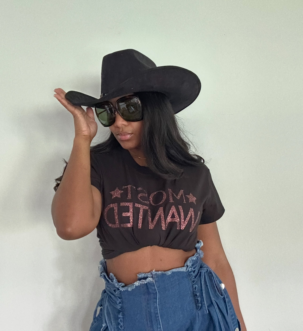Most Wanted Fitted Tee