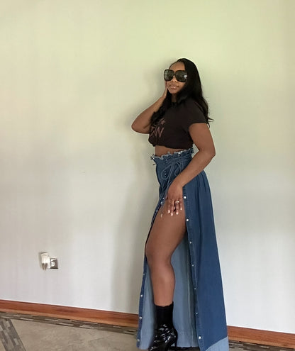 Sneak Peek Jeans