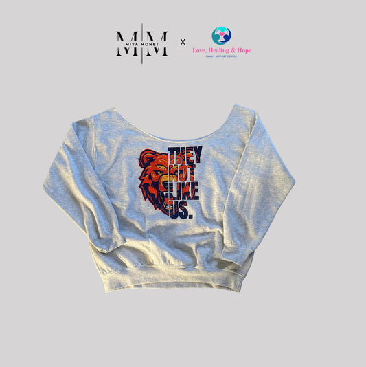 TNLU Bears off the shoulder Sweater