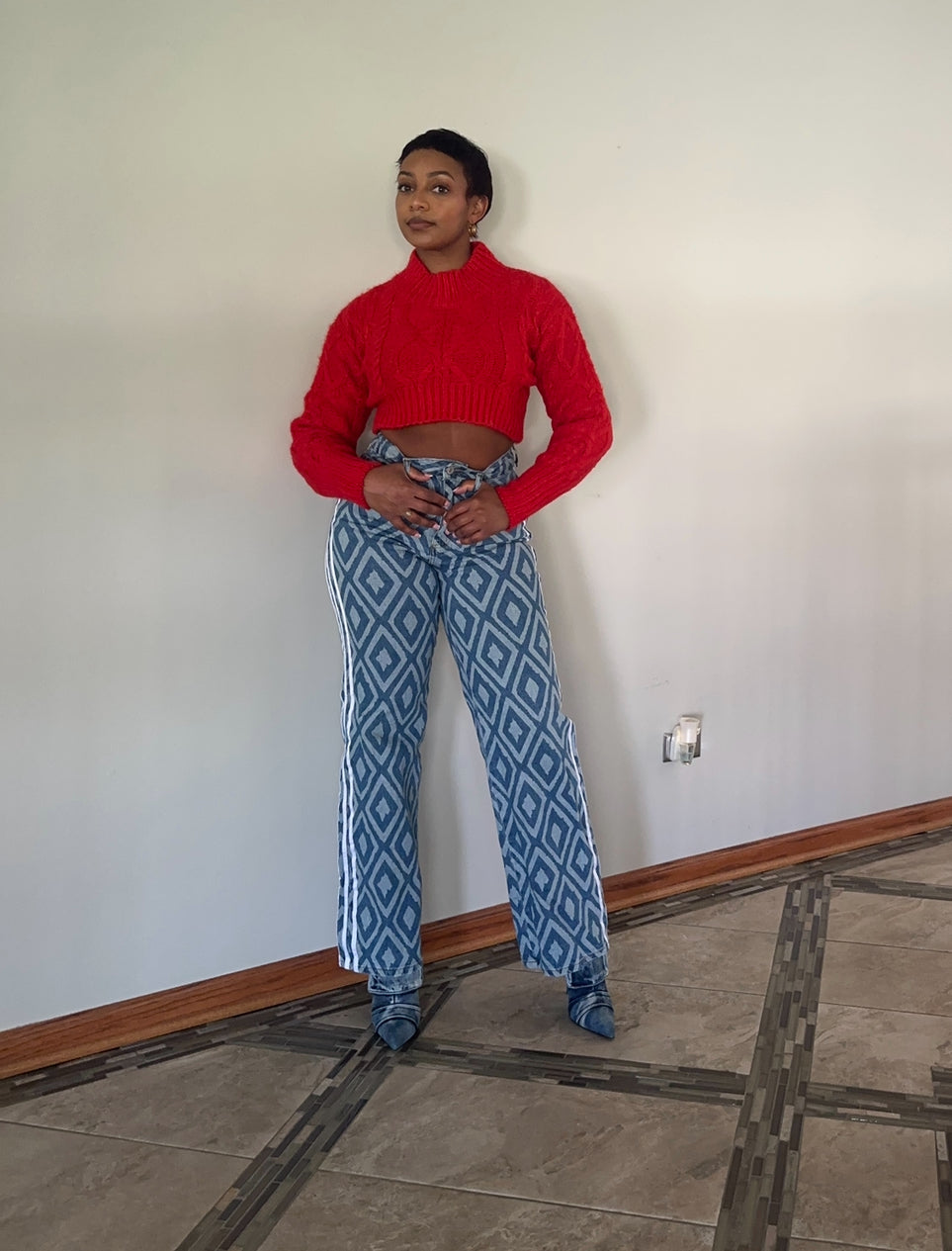 Ruby Woo Crop sweater