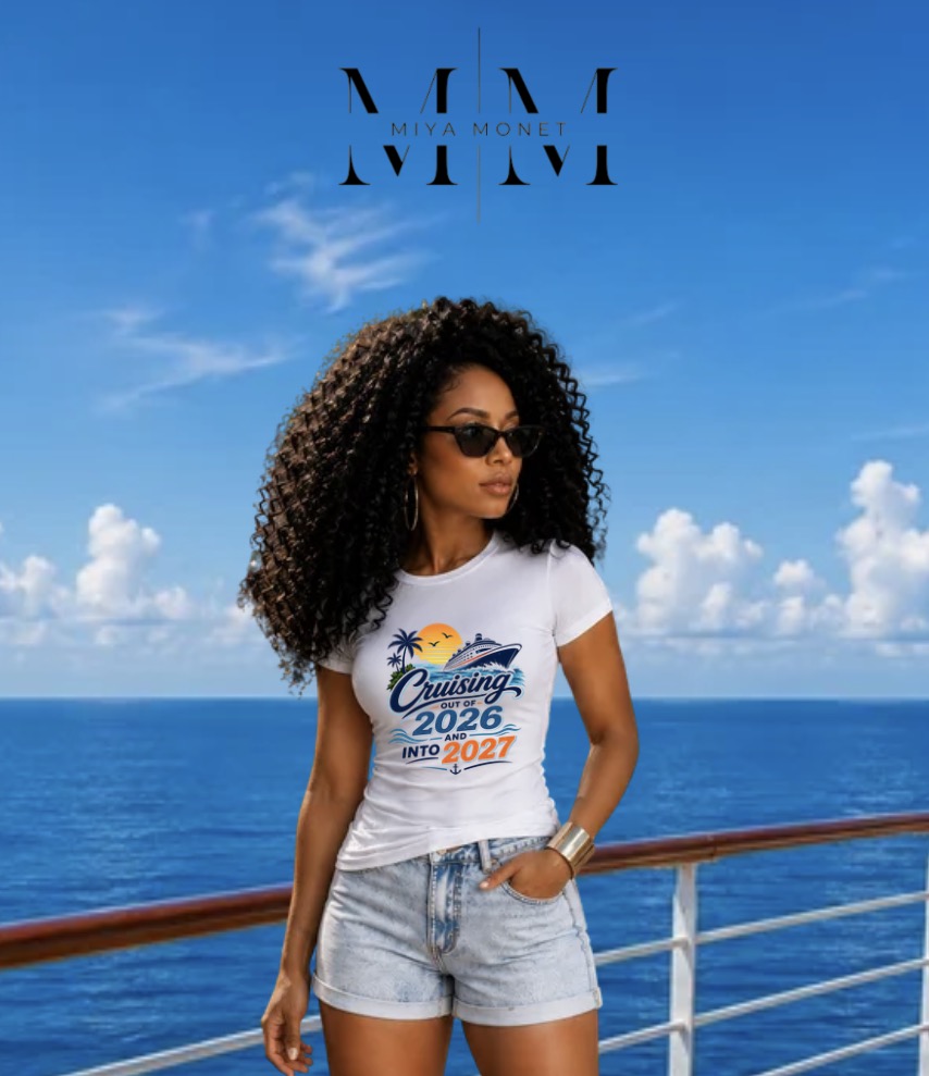 Women’s Fitted crew neck Family Cruise Tee