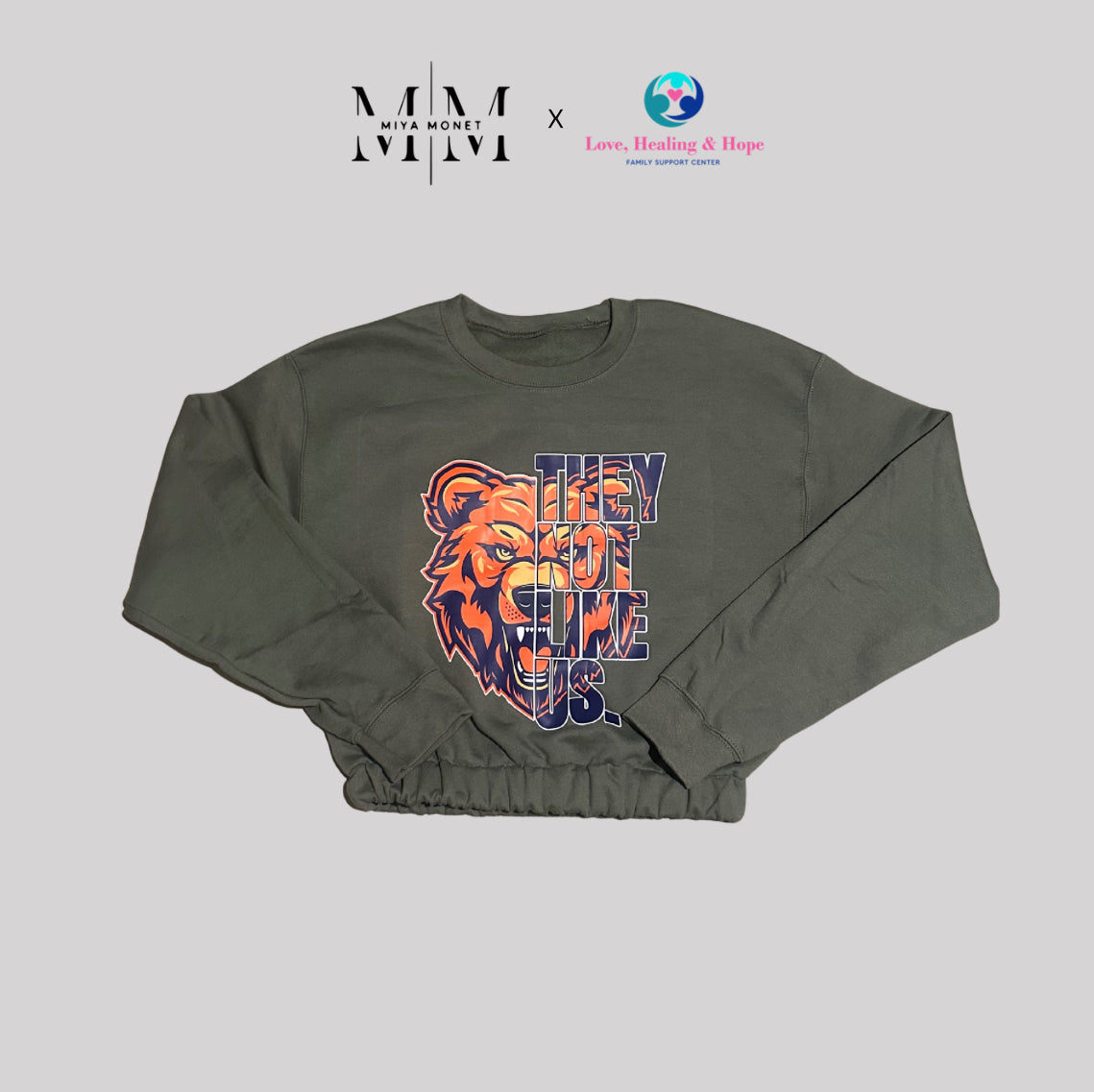 TNLU Bears Crop Sweater ( Olive)